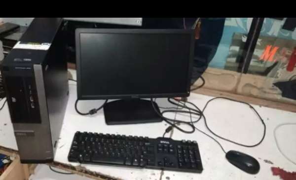 computer desktop full set working condition