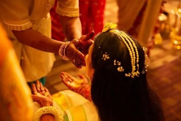 Confused about Makeup for Haldi Function. Experts are here. Call us Now