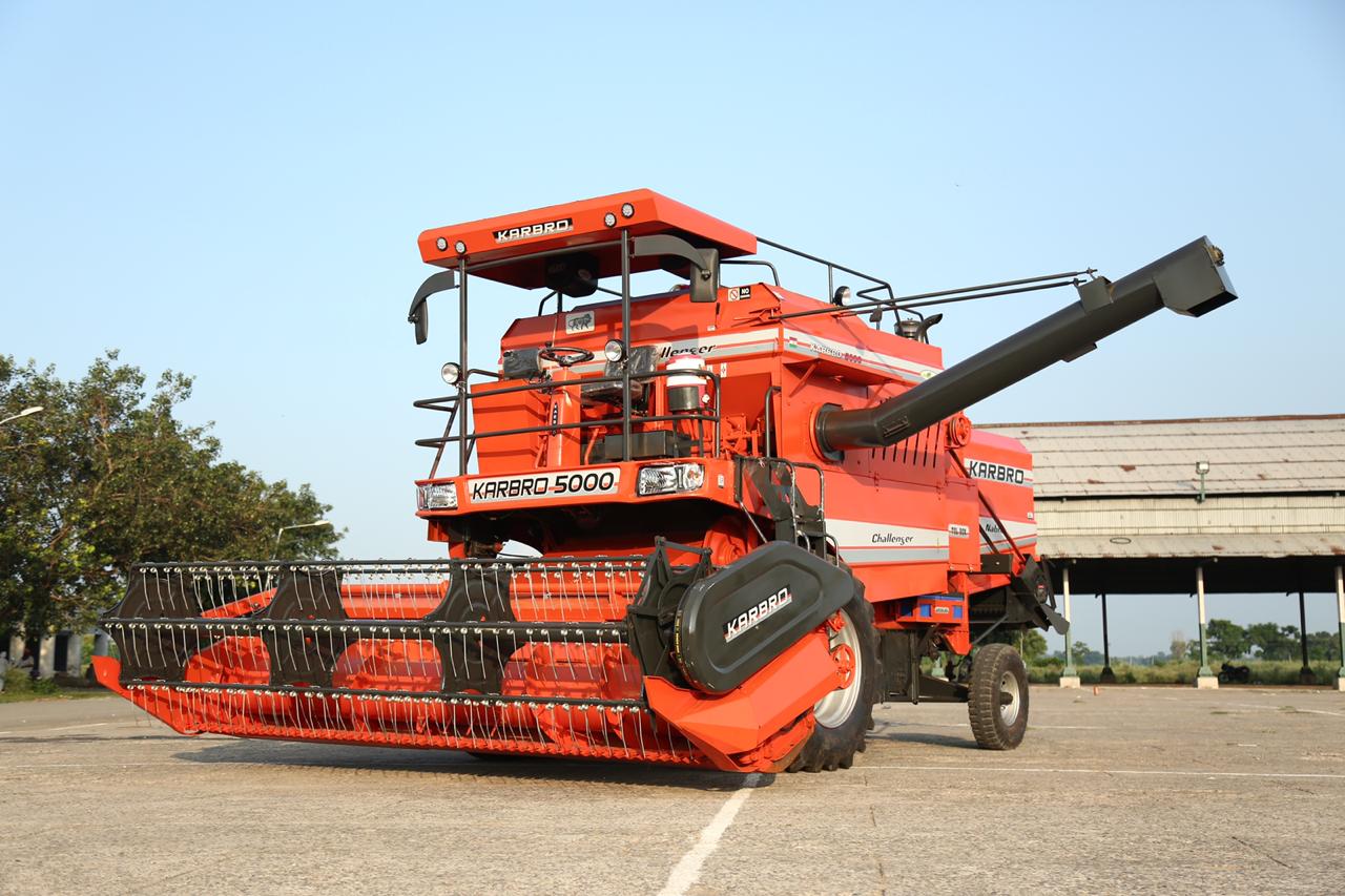 Combine Harvester Manufacturer and distributors in Punjab