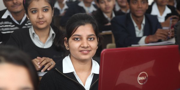 Best College for B.A. Noida – Avviare Educations Hub